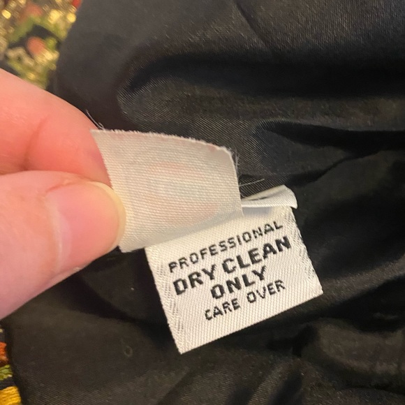 Vintage 1970s Pauline Trigere Skirt Set - Picture 16 of 16